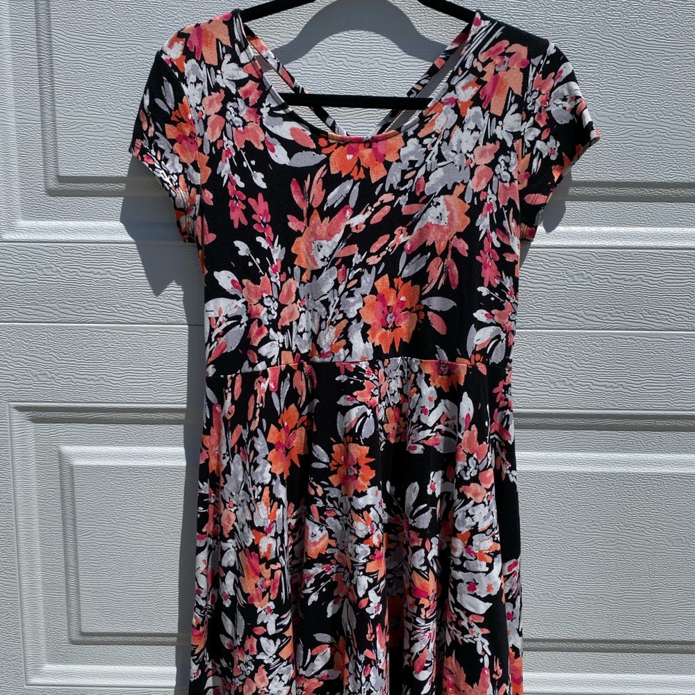 LOWEST PRICE 5 for $25-🦋Floral dress.